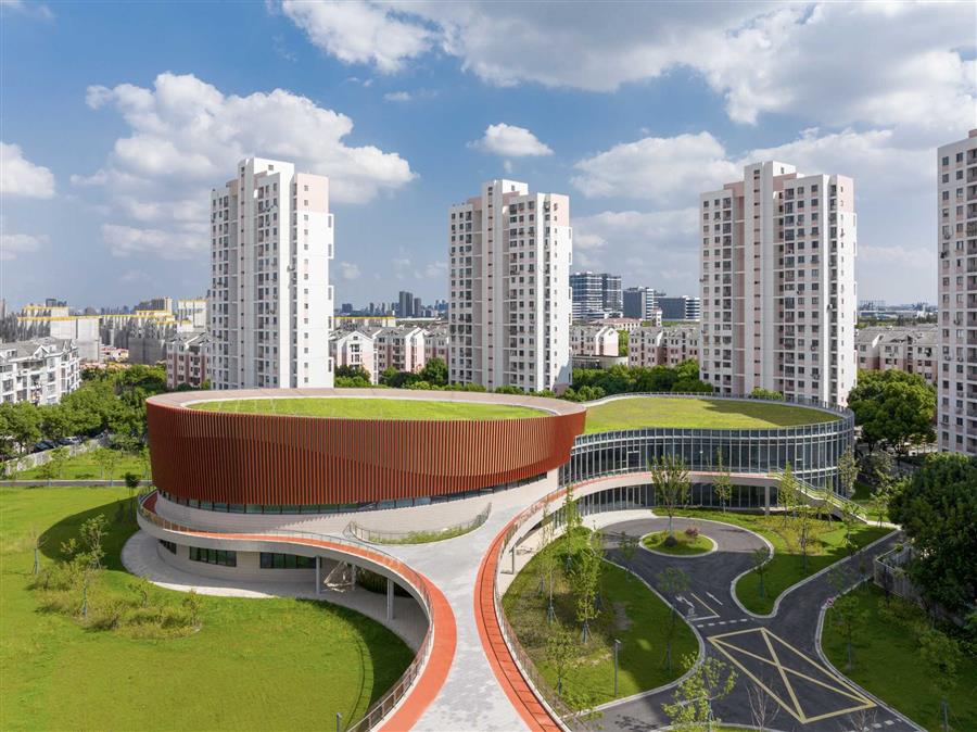 上海三林懿德社區(qū)文體中心丨“鑲嵌”在社區(qū)當(dāng)中的一站式“體育+”公園---三益中國